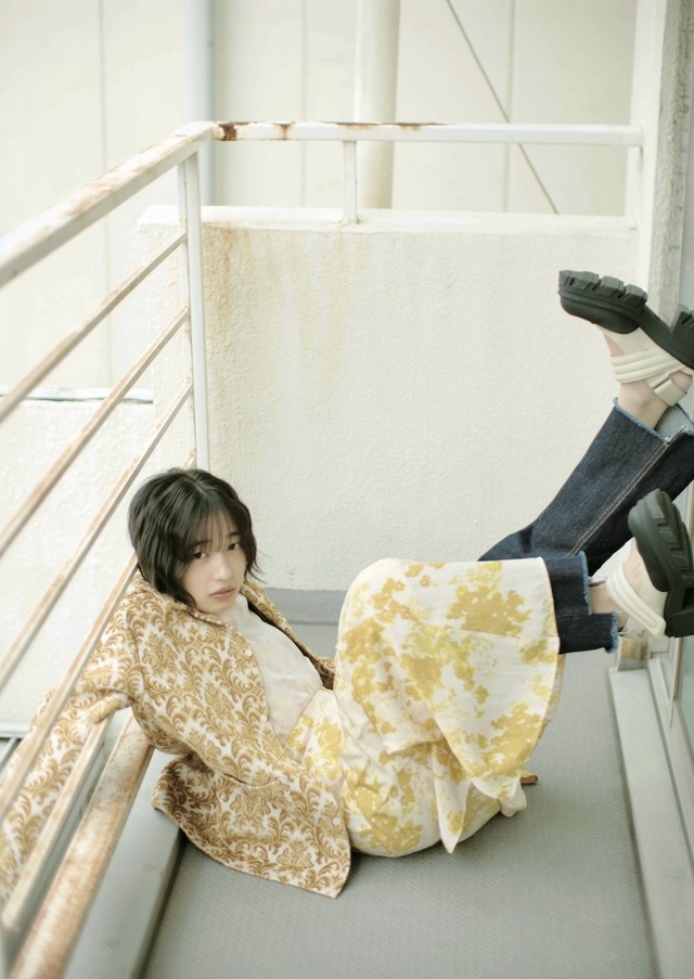 『təméɪṭoʊ təmάːtəʊ（トメィトゥ トマァトゥ）2026 CALENDAR PHOTOBOOK カレンダー？フォトブック？どっちでもいいよそんなの』（C）SHAMPOO BOOKS