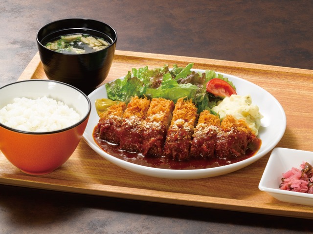 ロースかつ膳　ドミグラスソース（税込1,958円）