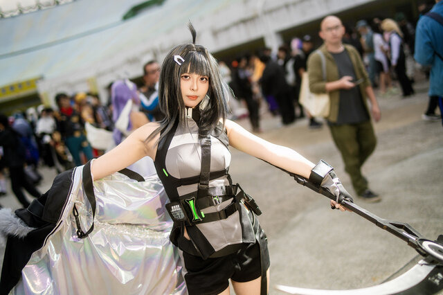 ラ・プルマ『アークナイツ』／牧七（Instagram：makina_cosplay）