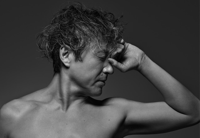 ムロツヨシ生誕50周年小冊子『20260123』（C）ワニブックス