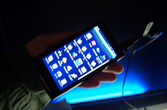 　ソニー・エリクソン・モバイルコミュニケーションズは18日、Androidスマートフォン「Xperia」のプロモーション発表会を都内にて実施。