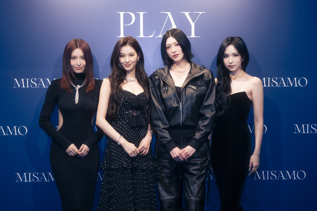 MISAMO&三吉彩花（撮影：田中聖太郎）