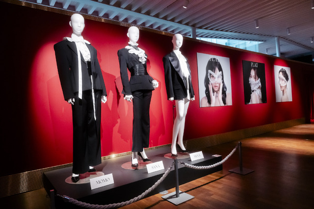 【撮影：田中聖太郎写真事務所】