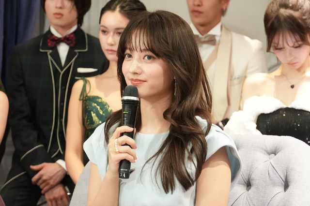 谷まりあ【撮影：小宮山あきの】