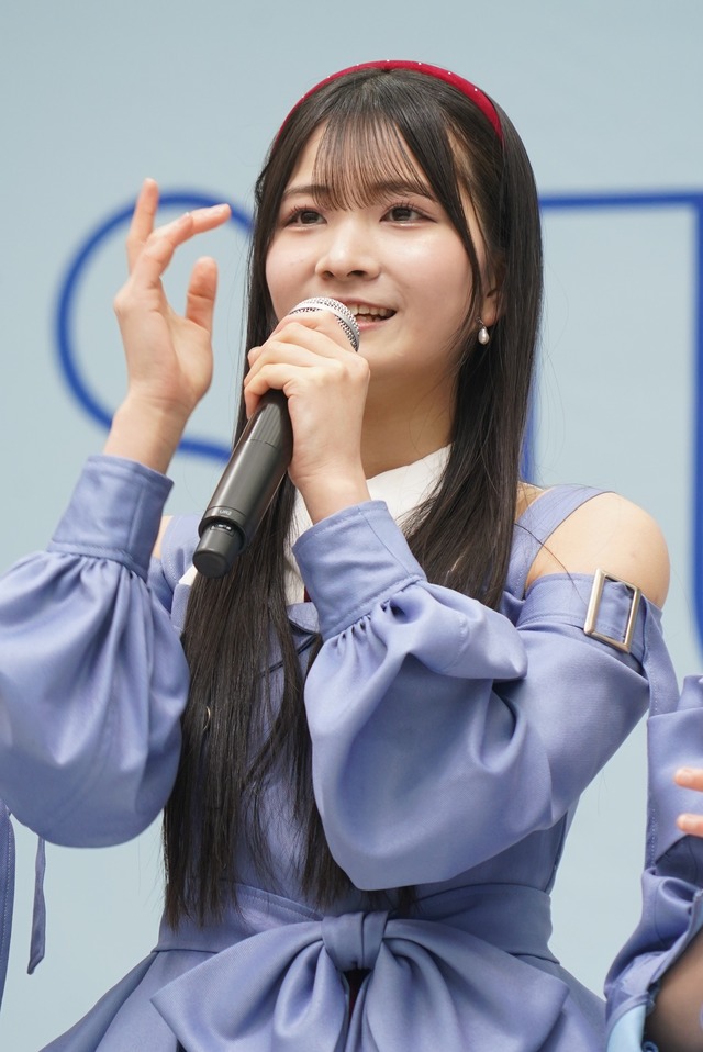 新井梨杏【写真：竹内みちまろ】