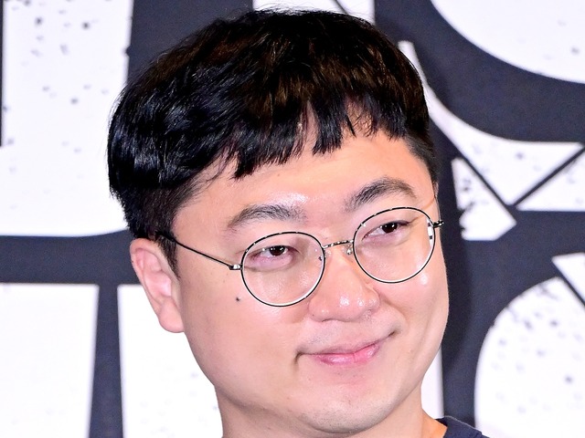 韓国公務員、芸能事務所から巨額のオファー？市庁のYouTubeを登録者数約100万人に伸ばし、退庁へ