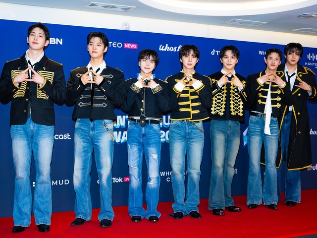 デビュー10周年を迎えるPENTAGON、約3年ぶりに“完全体”集結！「HMA 2025」で感動のステージ披露