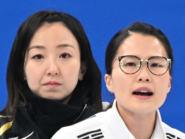 ミラノ五輪不在が日本で大きな話題に、“メガネ先輩”を通して見る韓国カーリング界の変化