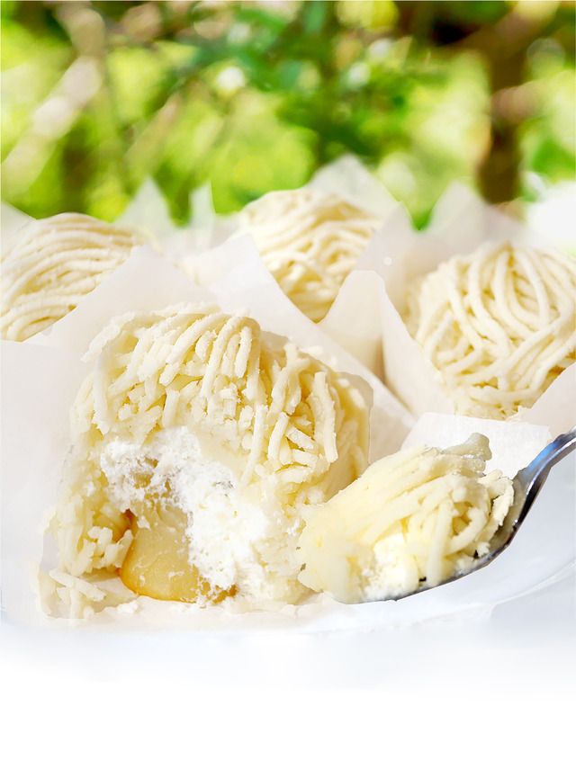 「芋モンブラン　ほろ雪」1,381円（税込）