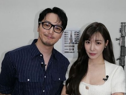 「授かり婚ではない」ティファニーとピョン・ヨハン夫婦が憶測否定、少女時代メンバー初の既婚者