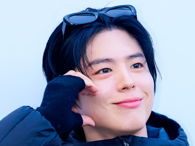 俳優パク・ボゴム、「彼女はいない」と告白…老婆の直球すぎる質問と疑いの目への反応に視線集中