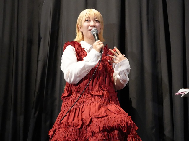 でか美ちゃん【撮影：小宮山あきの】