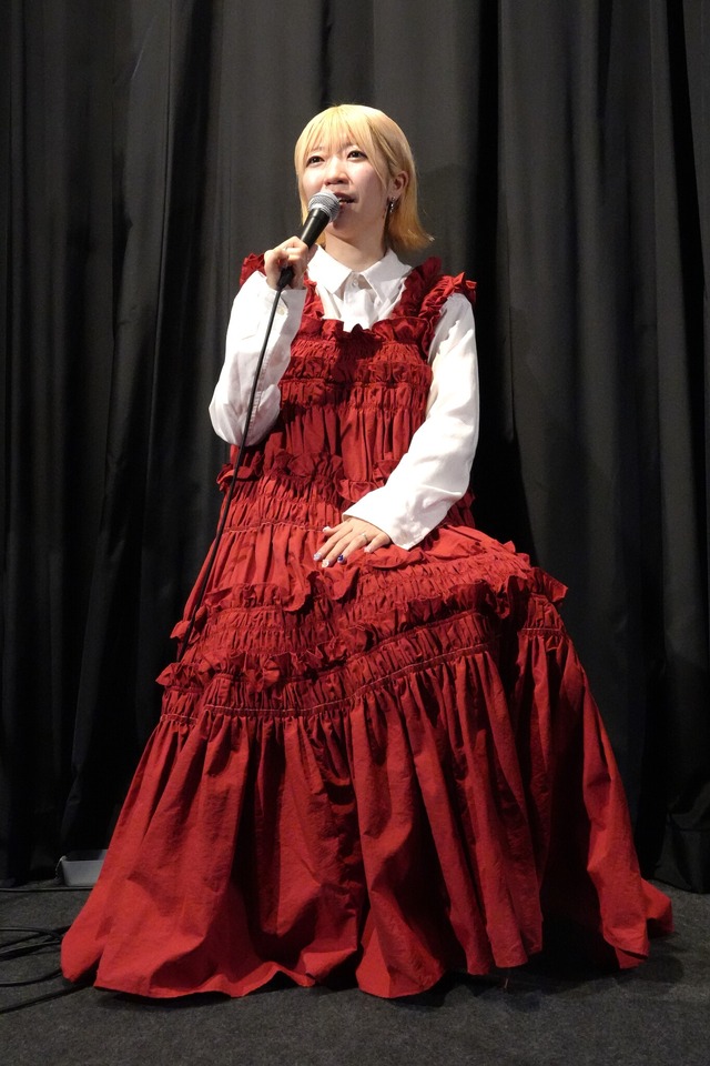 でか美ちゃん【撮影：小宮山あきの】