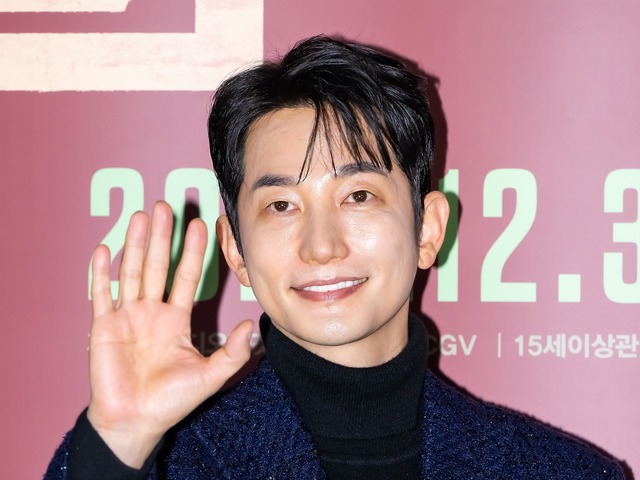 ライブ配信の“投げ銭”で「月5000万円」を荒稼ぎ？ 憶測が広がったパク・シフ側、緊急否定