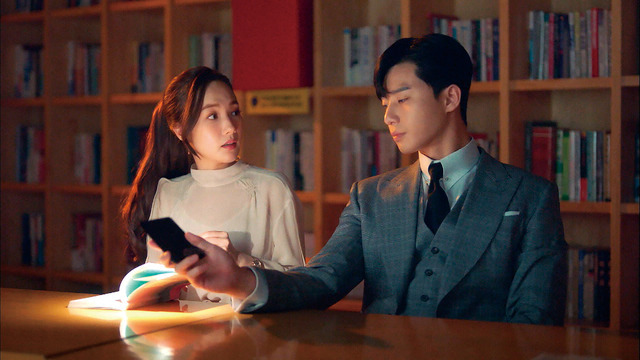 「キム秘書はいったい、なぜ？」