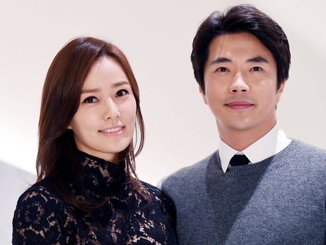 遺伝子強すぎ…俳優クォン・サンウ、高身長イケメン長男と“密着親子ショット”！母ソン・テヨンも「ハート」で反応