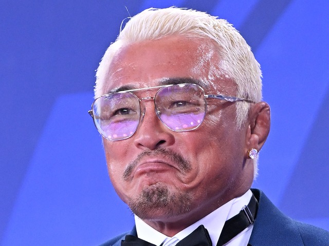 秋山成勲（50）、早くも遺影を撮影…特別な意味が込められた写真が話題「よく来たねと…」