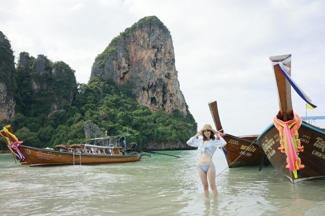 藤本冬香1st写真集『無防備な私』(C)KADOKAWA PHOTO/田中智久