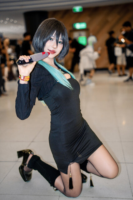 虚「極楽街」／elle（Instagram：mfn.__.mi）