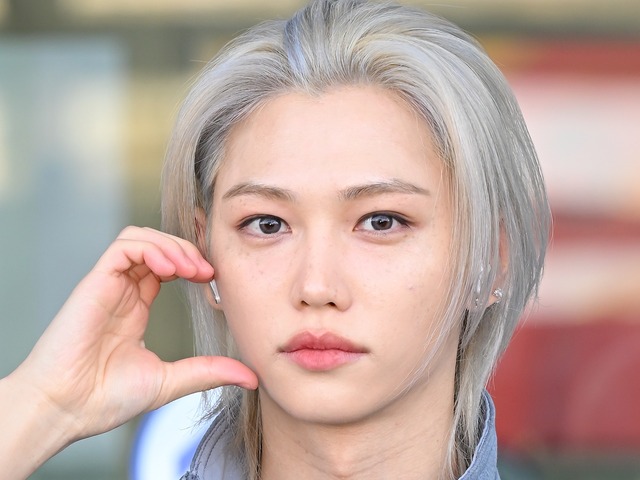 Stray Kids・フィリックス、“ファンタジー級”美貌でパリの視線を独占！K-POP豪華共演SHOTも話題