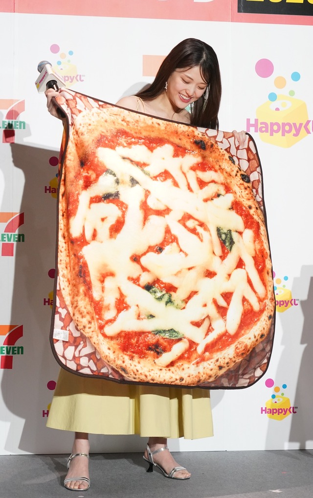 松村沙友理【写真：竹内みちまろ】