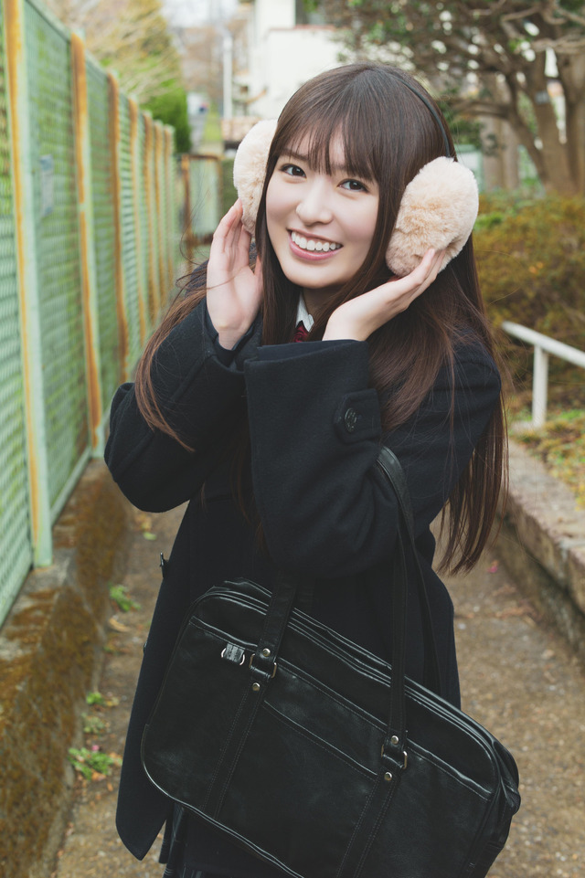 表紙：小川彩（乃木坂46）／高校卒業「B.L.T.graduation2026中学・高校卒業」（東京ニュース通信社刊）撮影／細居幸次郎