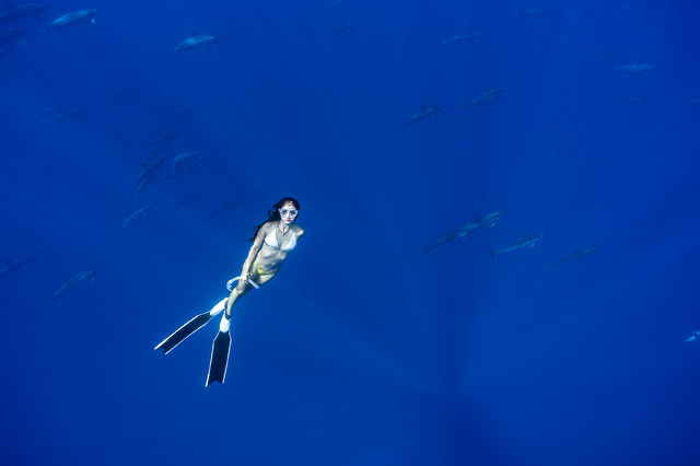 沢尻エリカ『DAY OFF』（幻冬舎）撮影：渕本健太郎、MANA野元学