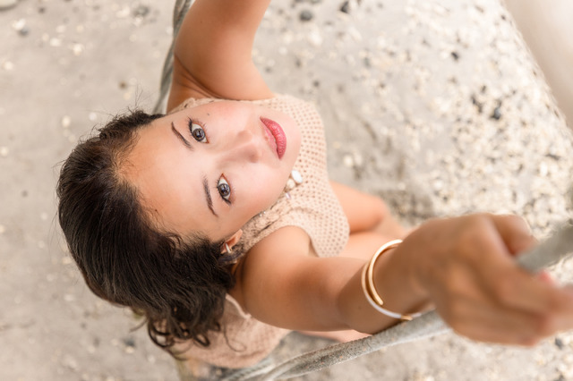 沢尻エリカ『DAY OFF』（幻冬舎）撮影：渕本健太郎、MANA野元学