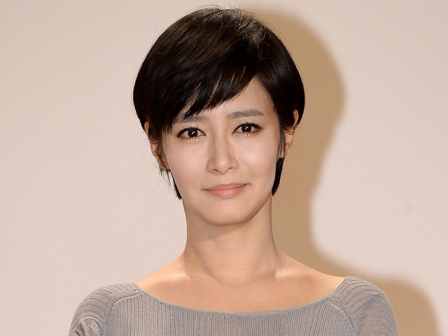 韓国の国民的女子アナ、ハワイに行ったら全部脱いでも良いと大胆発言「気づく人はいないと思う」