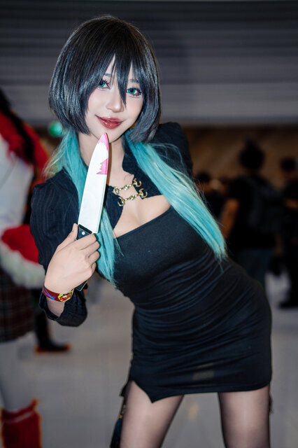 虚「極楽街」／elle（Instagram：mfn.__.mi）