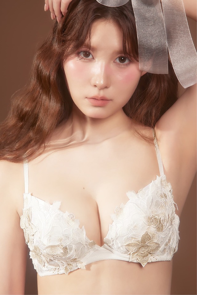 「LINGERIEAM」2026 NEW COLLECTION新ビジュアル