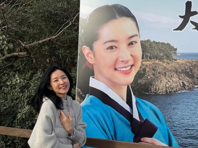 『チャングム』ロケ地を訪問！イ・ヨンエ（55）がイ・ヨンエ（32）とツーショット「懐かしくて涙」