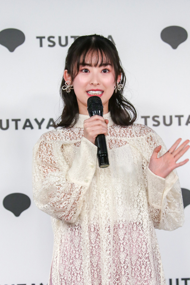 井本彩花【撮影：平木昌宏】