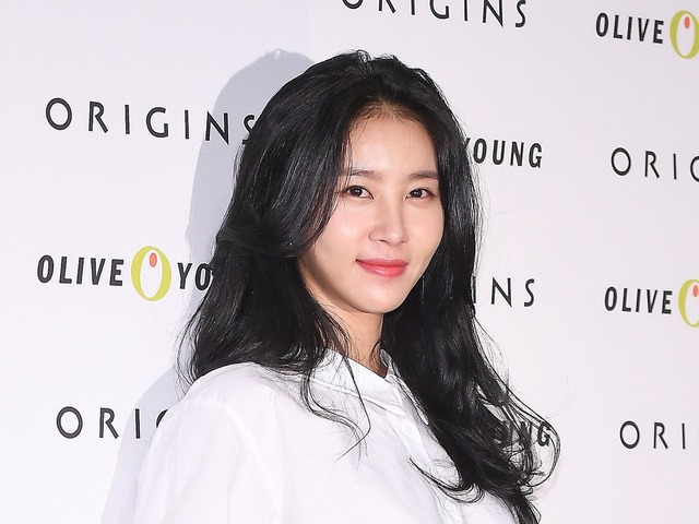 “美人局疑惑”でイメージ失墜…恋人と上手く別れられず金銭トラブル、韓国女優が語る当時の攻防