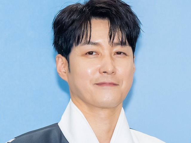 18歳年下の日本人女性と結婚した韓国俳優、『ドラえもん』アニメ監督・芝山努さんを追悼したワケ