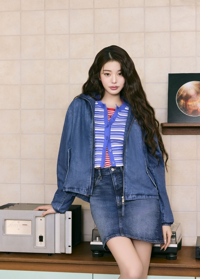 トミー ヒルフィガー、IVE チャン・ウォニョンを2026年春キャンペーンの顔に