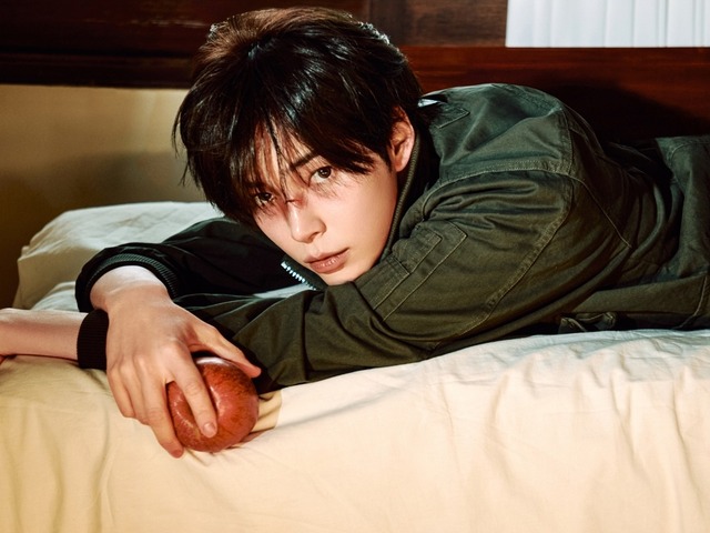 5人組になったZB1…ソン・ハンビン、“第2幕”控え大胆に変身！成熟した新プロフィール公開