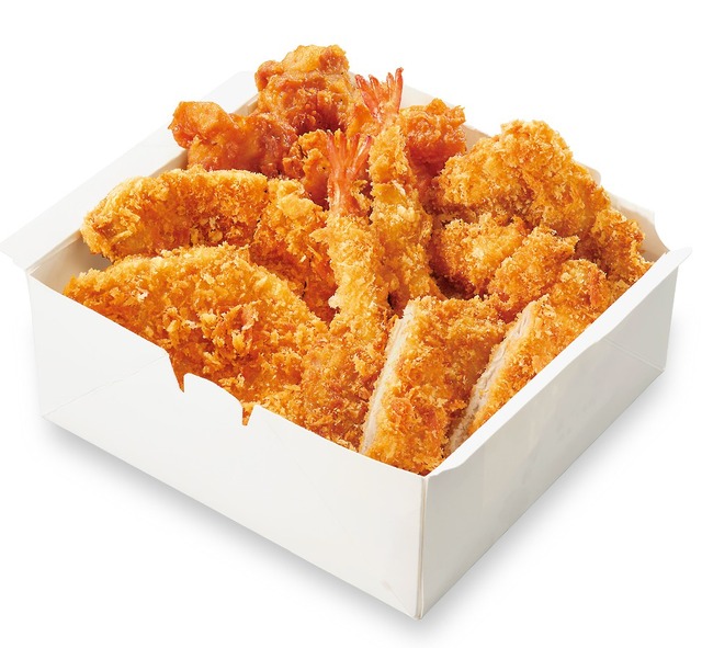 盛り揚げBOX　通常店舗：税込2,149円/券売機店舗：税込2,190円