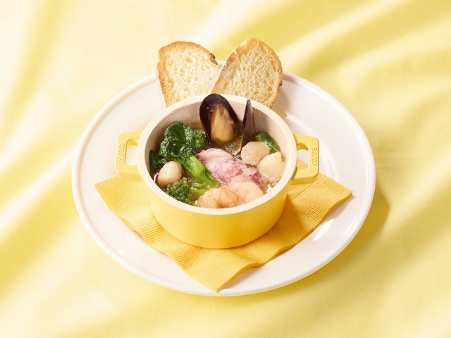 菜の花とシーフードのアヒージョ（税込539円）