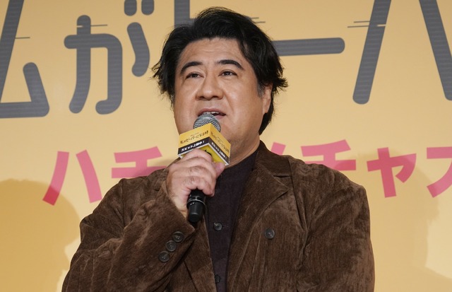 小手伸也【写真：竹内みちまろ】