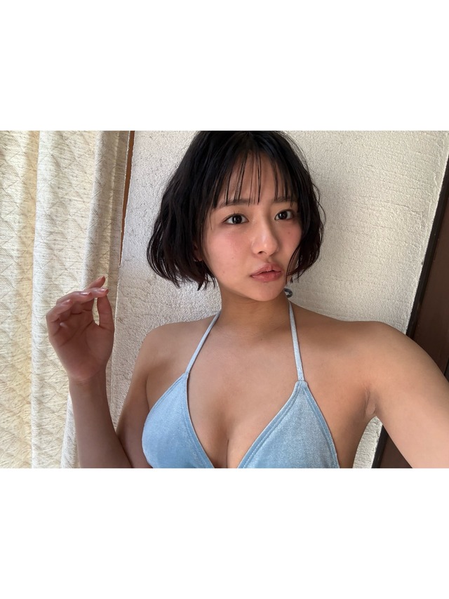 すみぽん（写真はすみぽんの公式インスタグラムから）※所属事務所に掲載許諾をもらっています