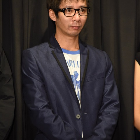 いしだ壱成7つの掟にタレント賛否!街ゆく人からは総スカン「国の王様?」 画像