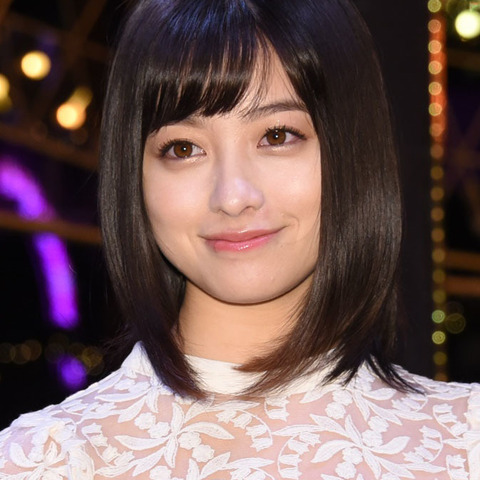 橋本環奈、福田雄一監督の秘密暴露「アクションシーンはずっと寝てる」 画像
