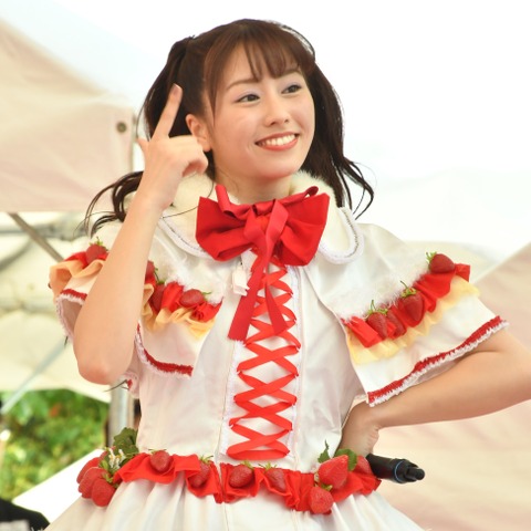 夏のお台場でアイドル212組が熱唱! TIFトップバッターはももクロの佐々木彩夏 画像
