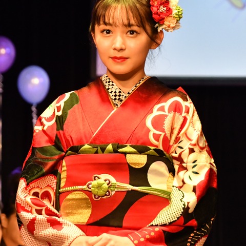 久間田琳加の振り袖姿に会場からため息【レプティーンフェス2019】 画像