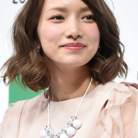 後藤真希がAKB48のセンターに!奇跡のコラボにSNS大感激「歴史が動いた」 画像