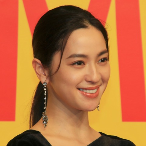 佐藤栞里、中村アンの美貌にうっとり「どんなに水に濡れてもずっとキレイ!」本人苦笑い 画像