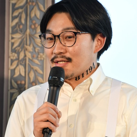 オズワルド伊藤、月収100万超え!生活の変化も明かす 画像