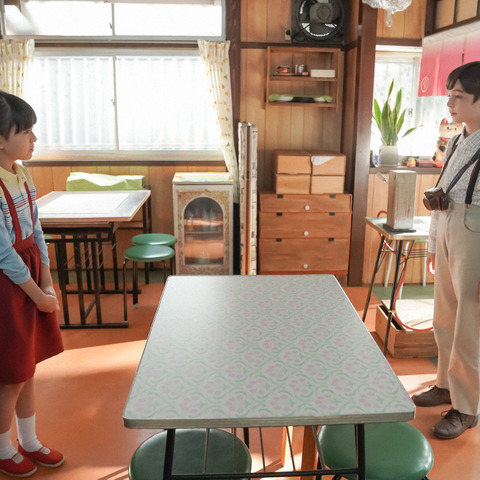 明日の『カムカムエヴリバディ』第69話、美少年ビリーが1人でひなたに会いに来る! 画像