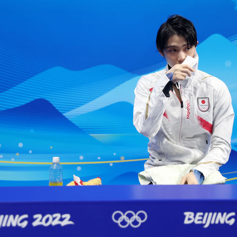羽生結弦、公式練習で穴にハマったことはあったが…… 画像